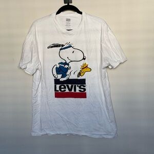Levi's White Snoopy Graphic Tee Short Sleeve